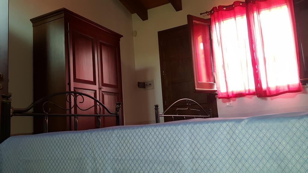 Agriturismo Gessi カラタフィーミ エクステリア 写真