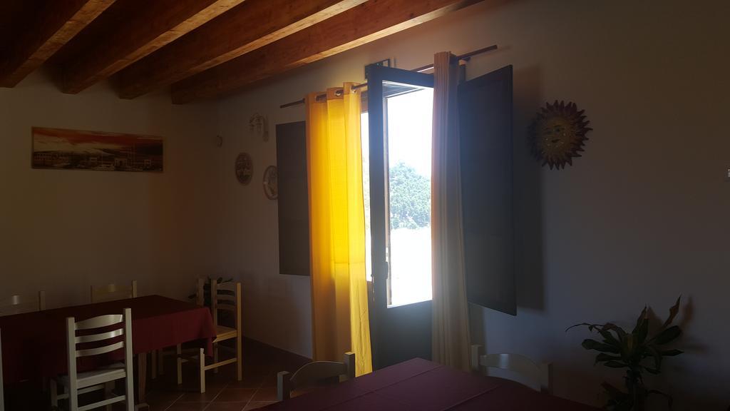 Agriturismo Gessi カラタフィーミ エクステリア 写真