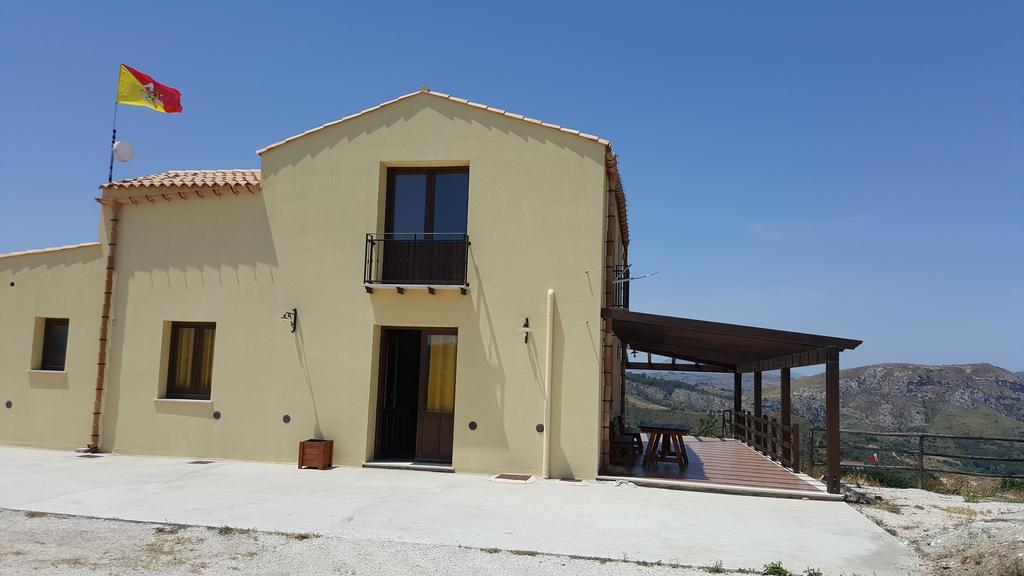 Agriturismo Gessi カラタフィーミ エクステリア 写真