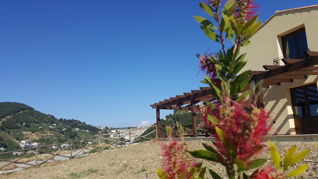 Agriturismo Gessi カラタフィーミ エクステリア 写真