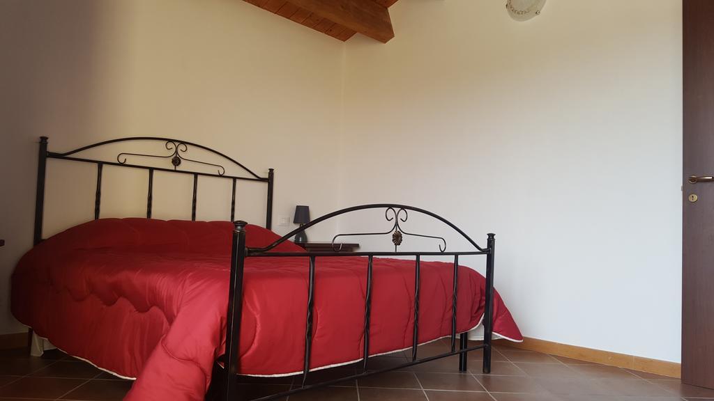 Agriturismo Gessi カラタフィーミ エクステリア 写真