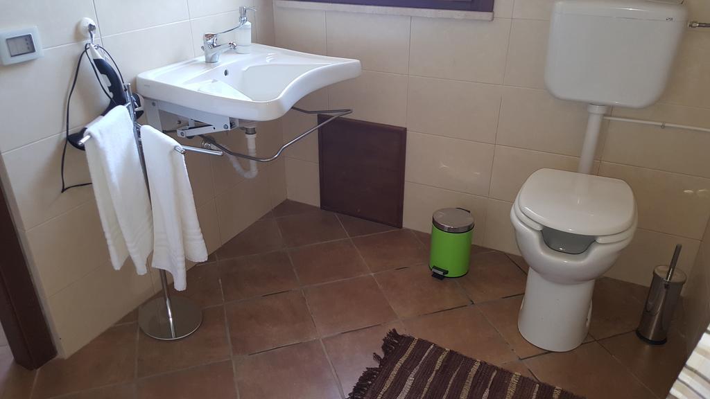Agriturismo Gessi カラタフィーミ エクステリア 写真